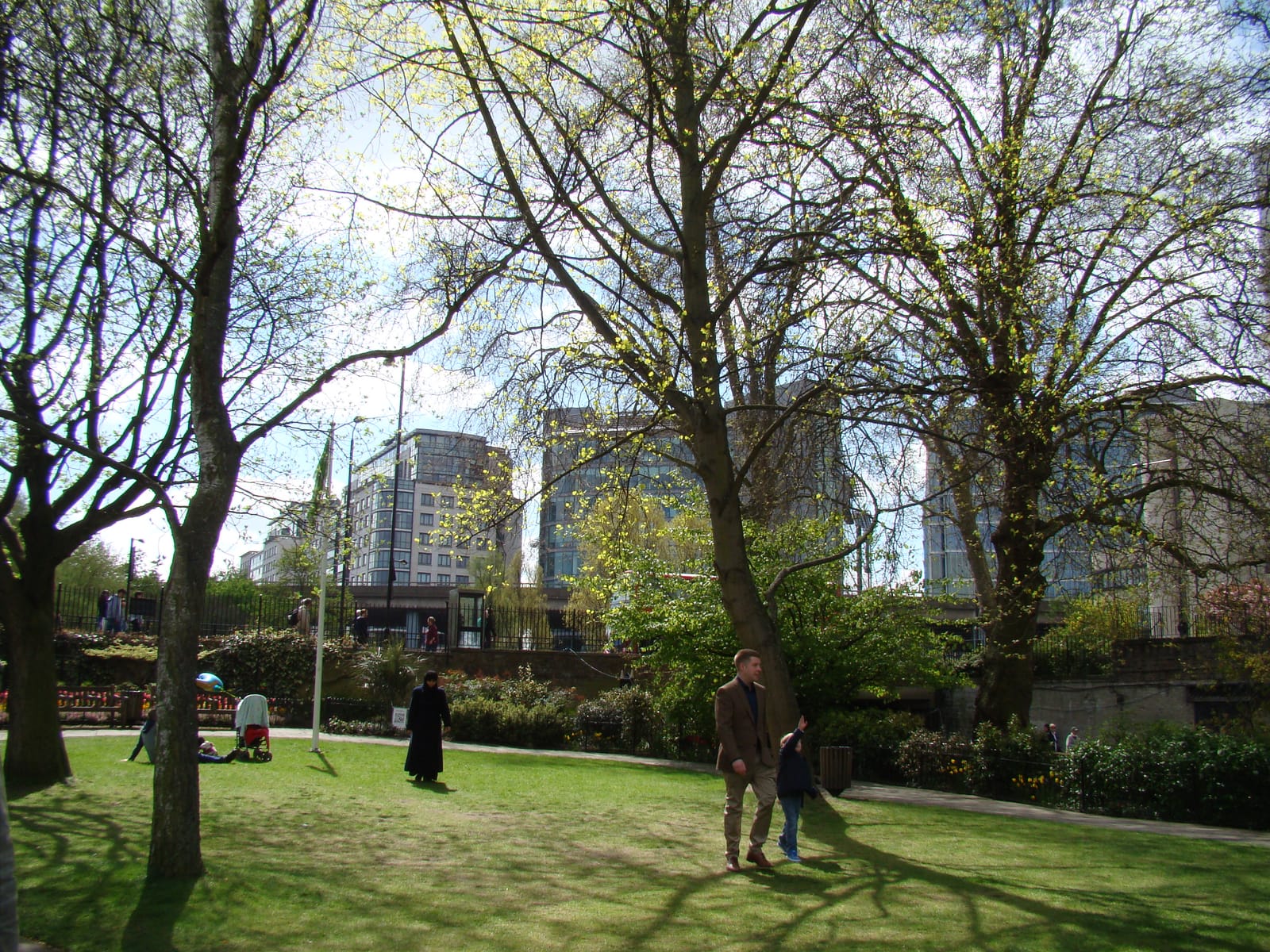 Rembrandt Gardens