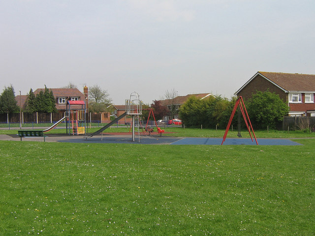 Leamington Avenue Playground