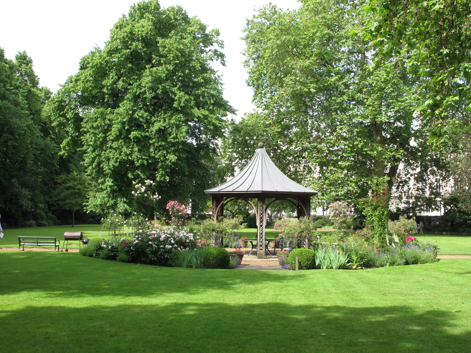 Royal Crescent Garden